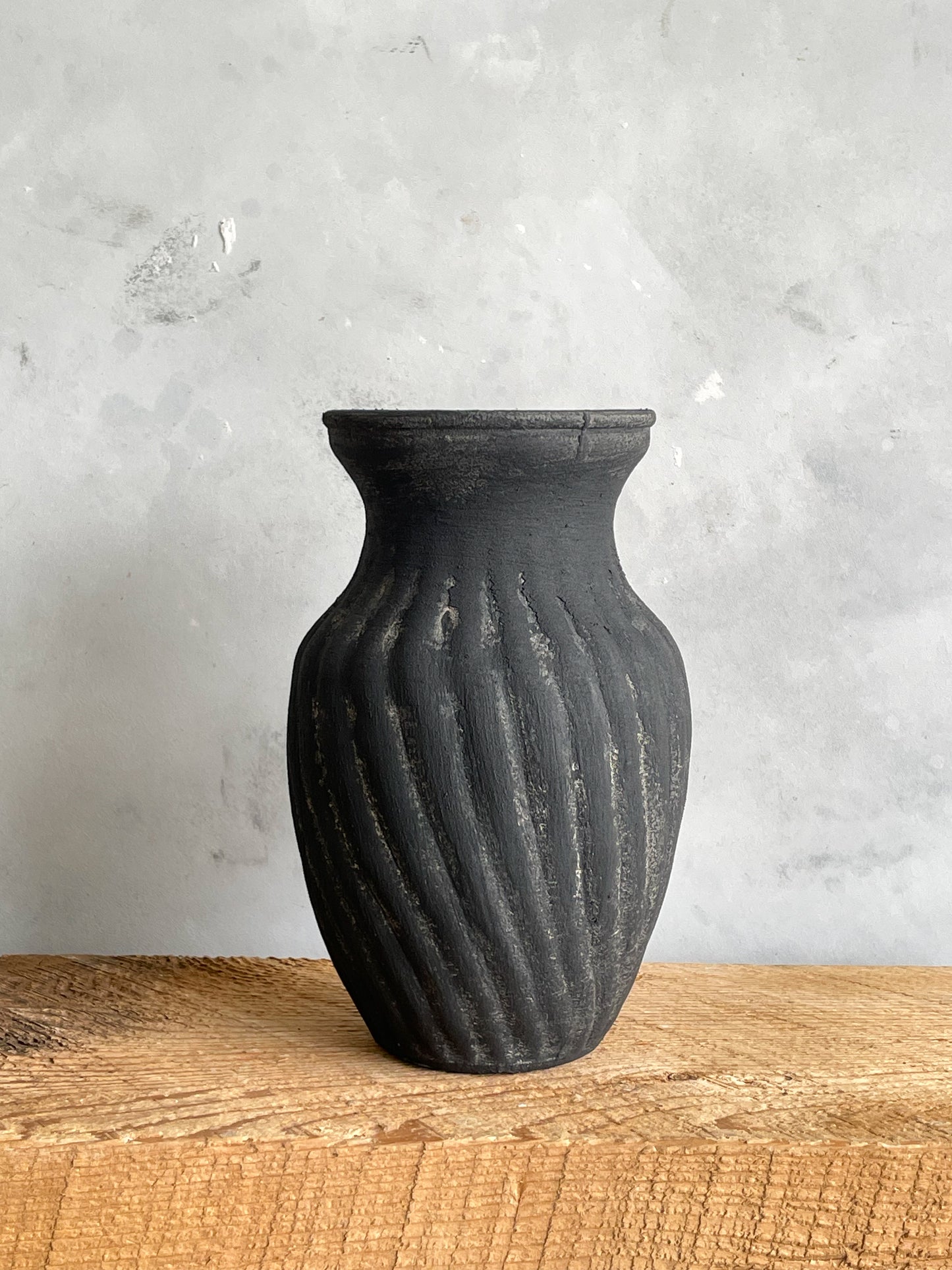 midnight| aged black textured decorative vase 29