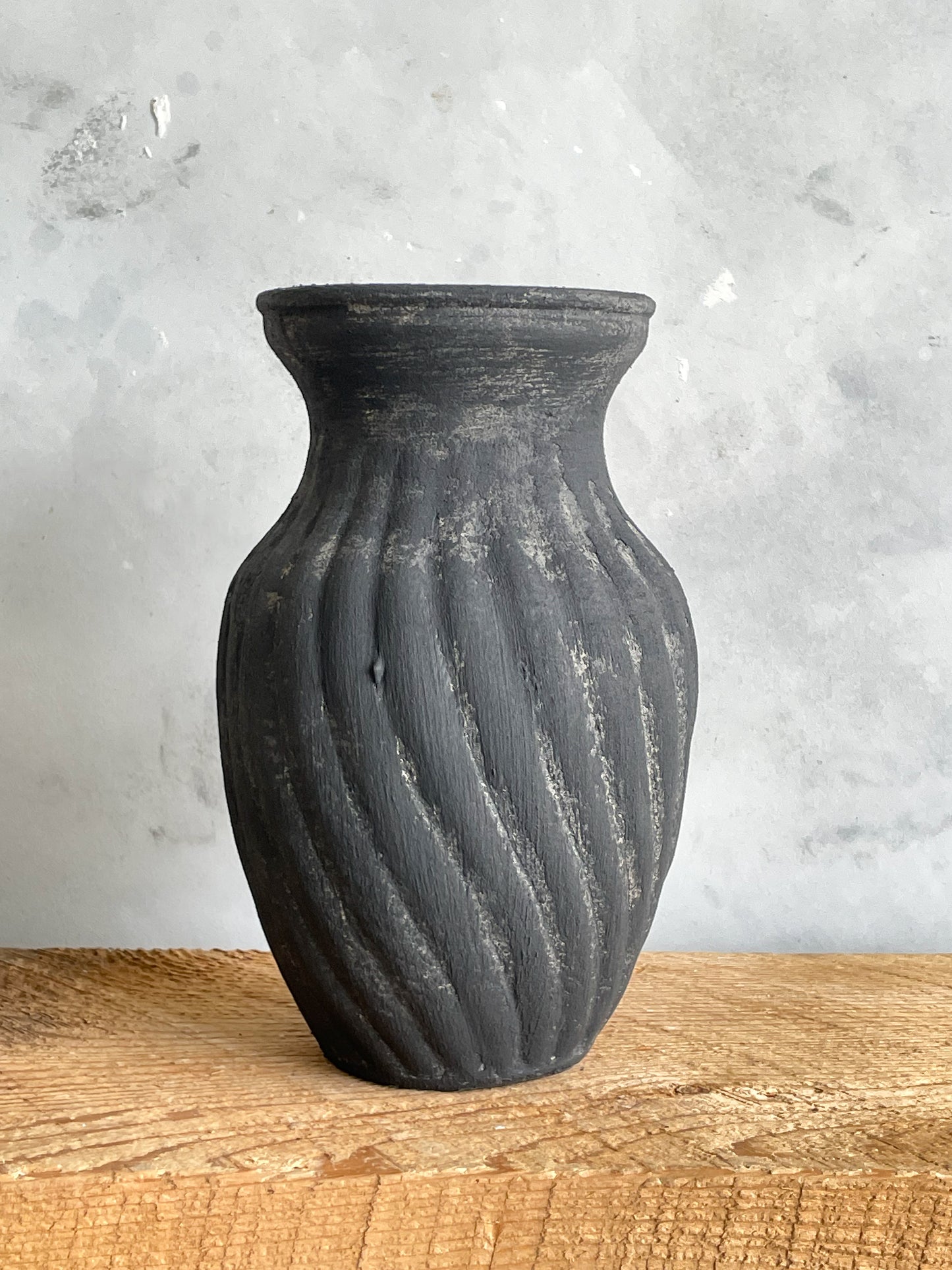 midnight| aged black textured decorative vase 29
