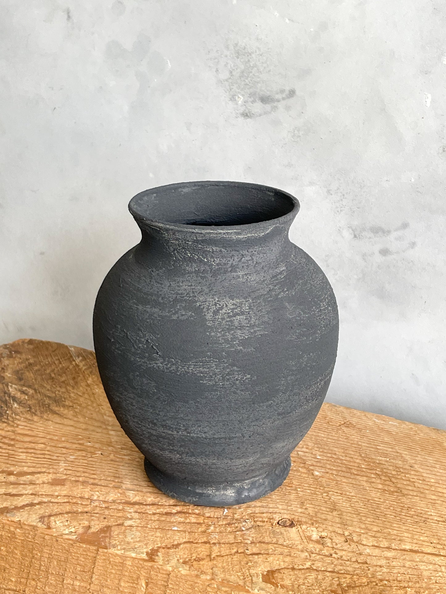 midnight| aged black textured decorative vase 23