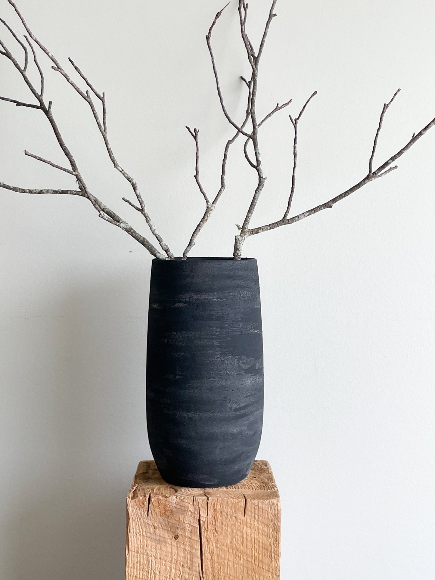 midnight| large aged black textured decorative vase 32