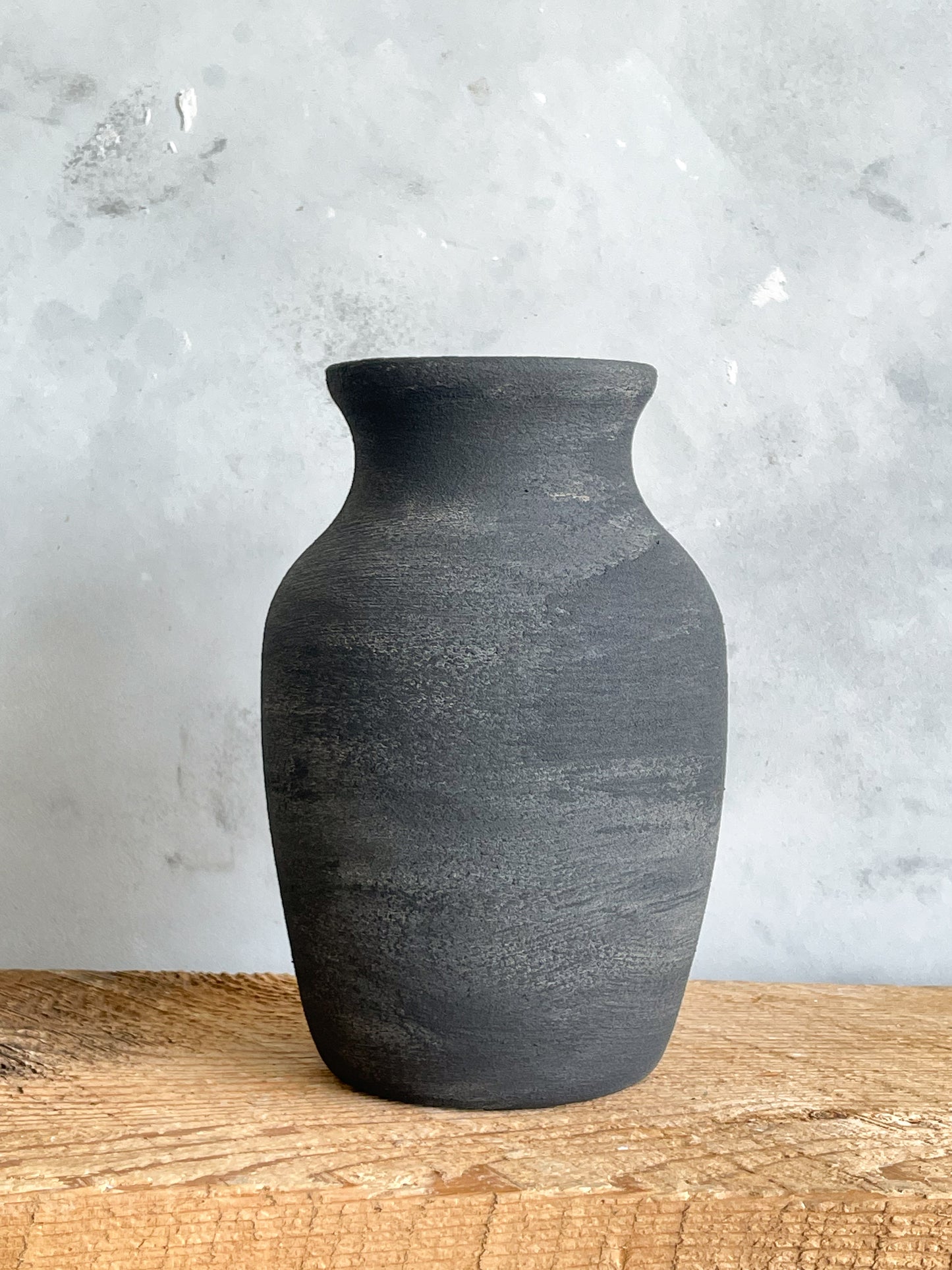 midnight| aged black textured decorative vase 24