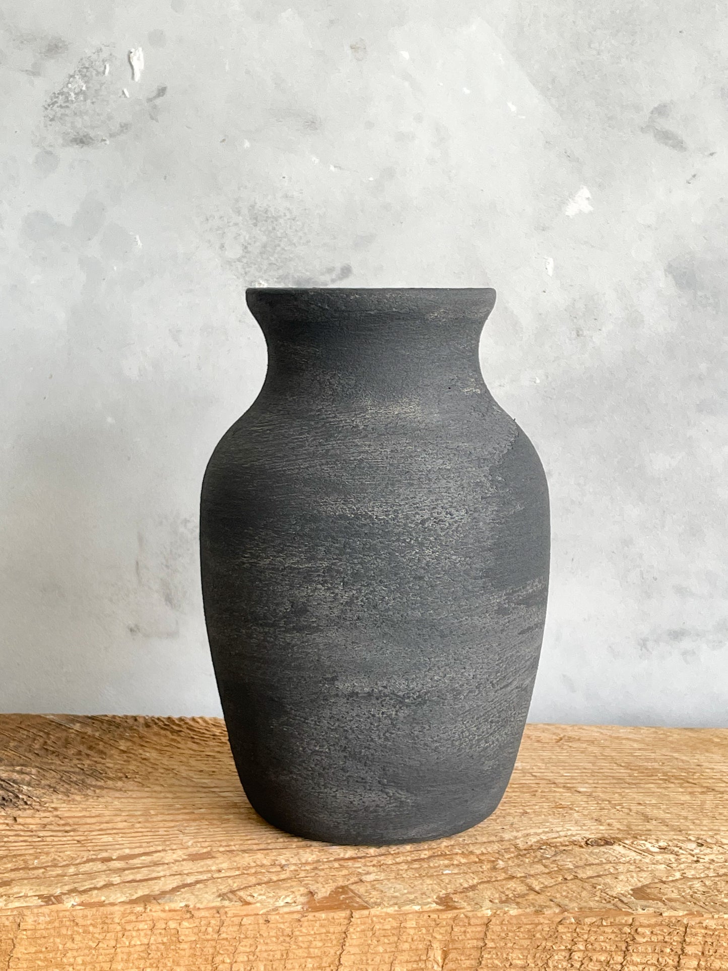 midnight| aged black textured decorative vase 24