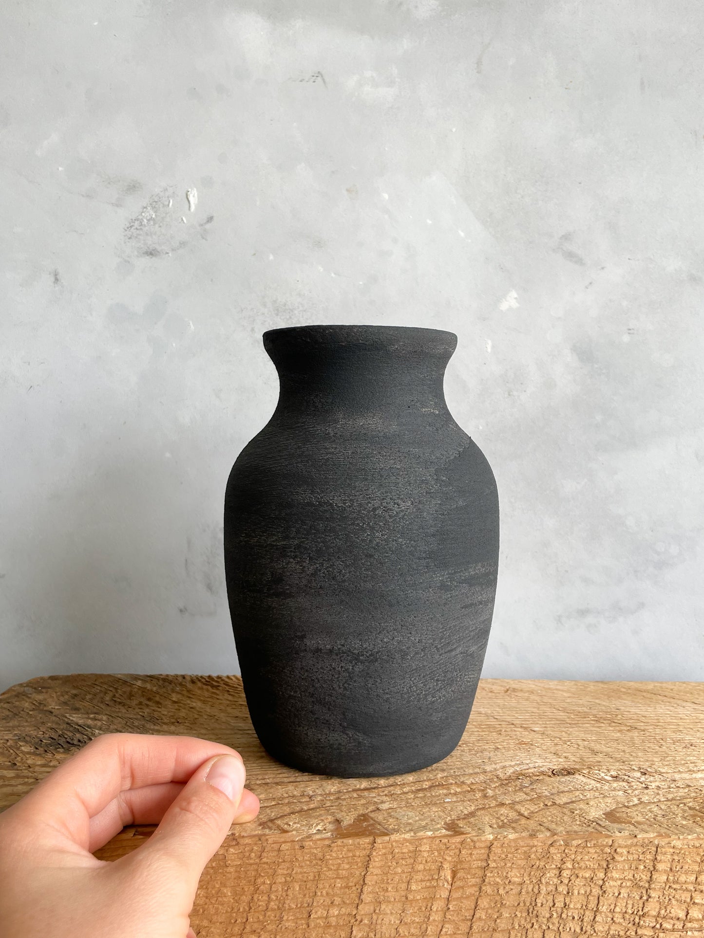 midnight| aged black textured decorative vase 24