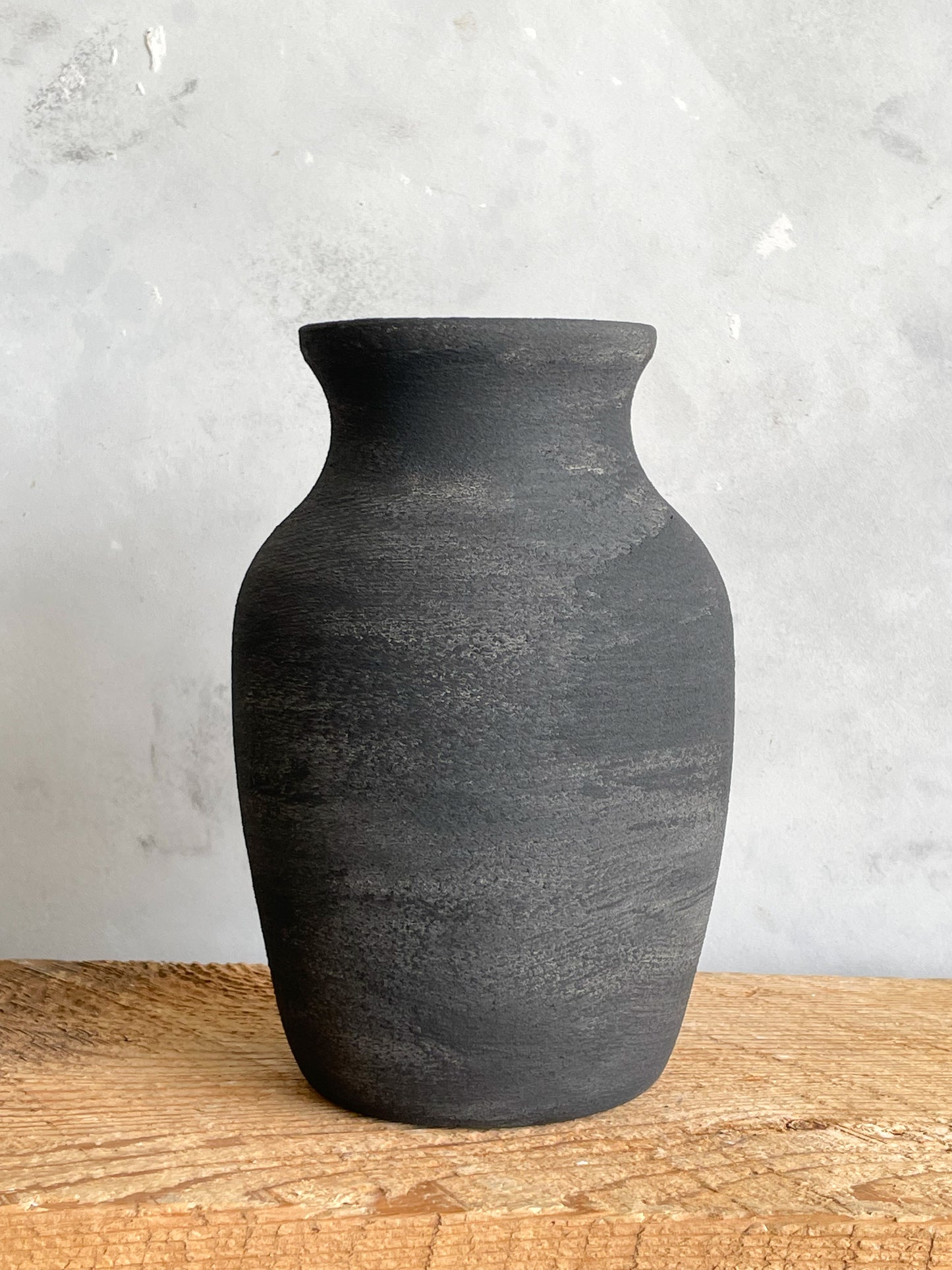 midnight| aged black textured decorative vase 24