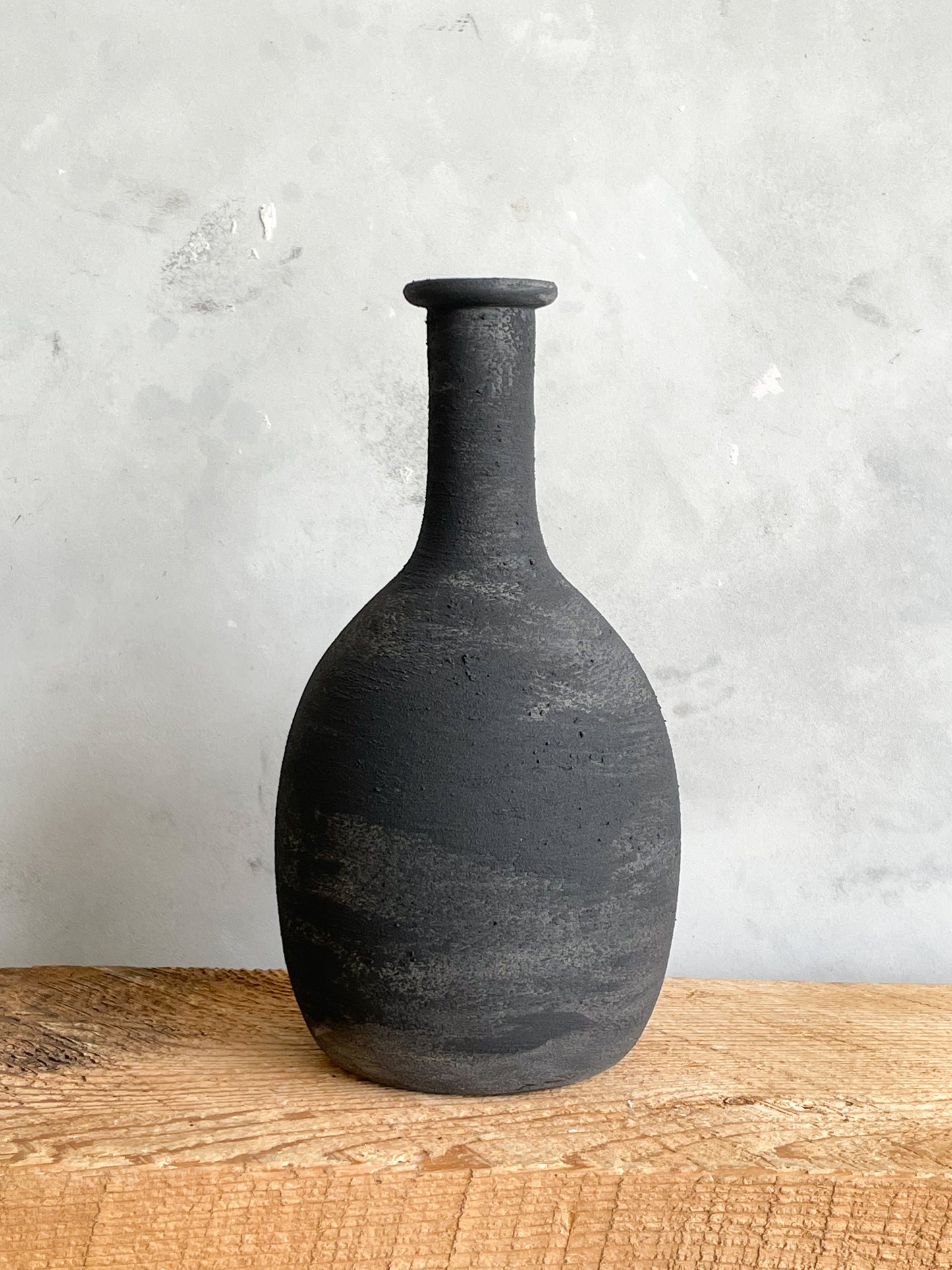 midnight| aged black textured decorative vase 31