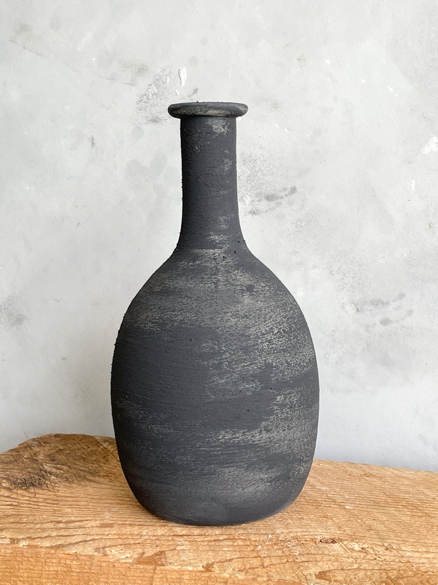 midnight| aged black textured decorative vase 31