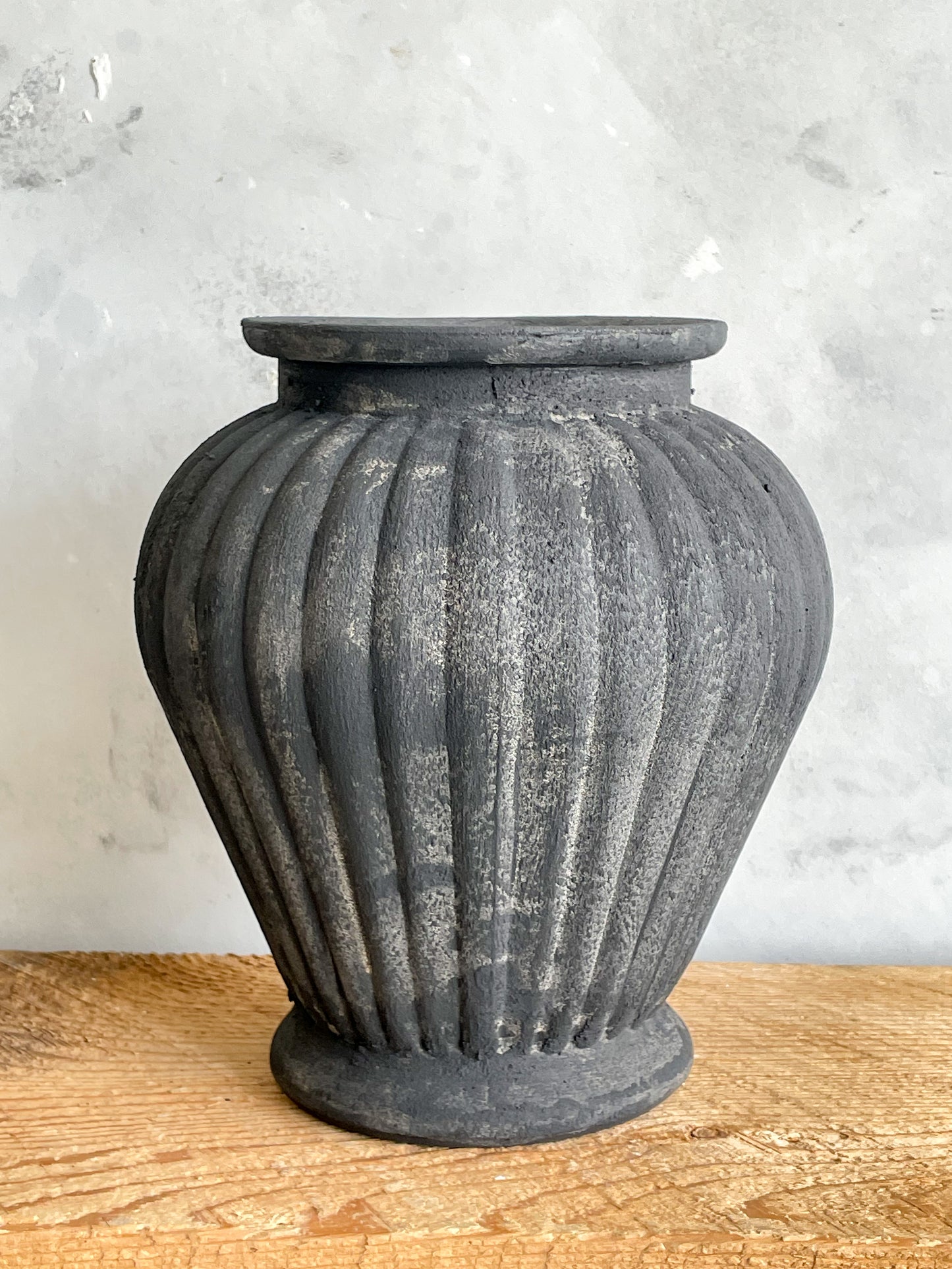 midnight| aged black textured decorative vase 22