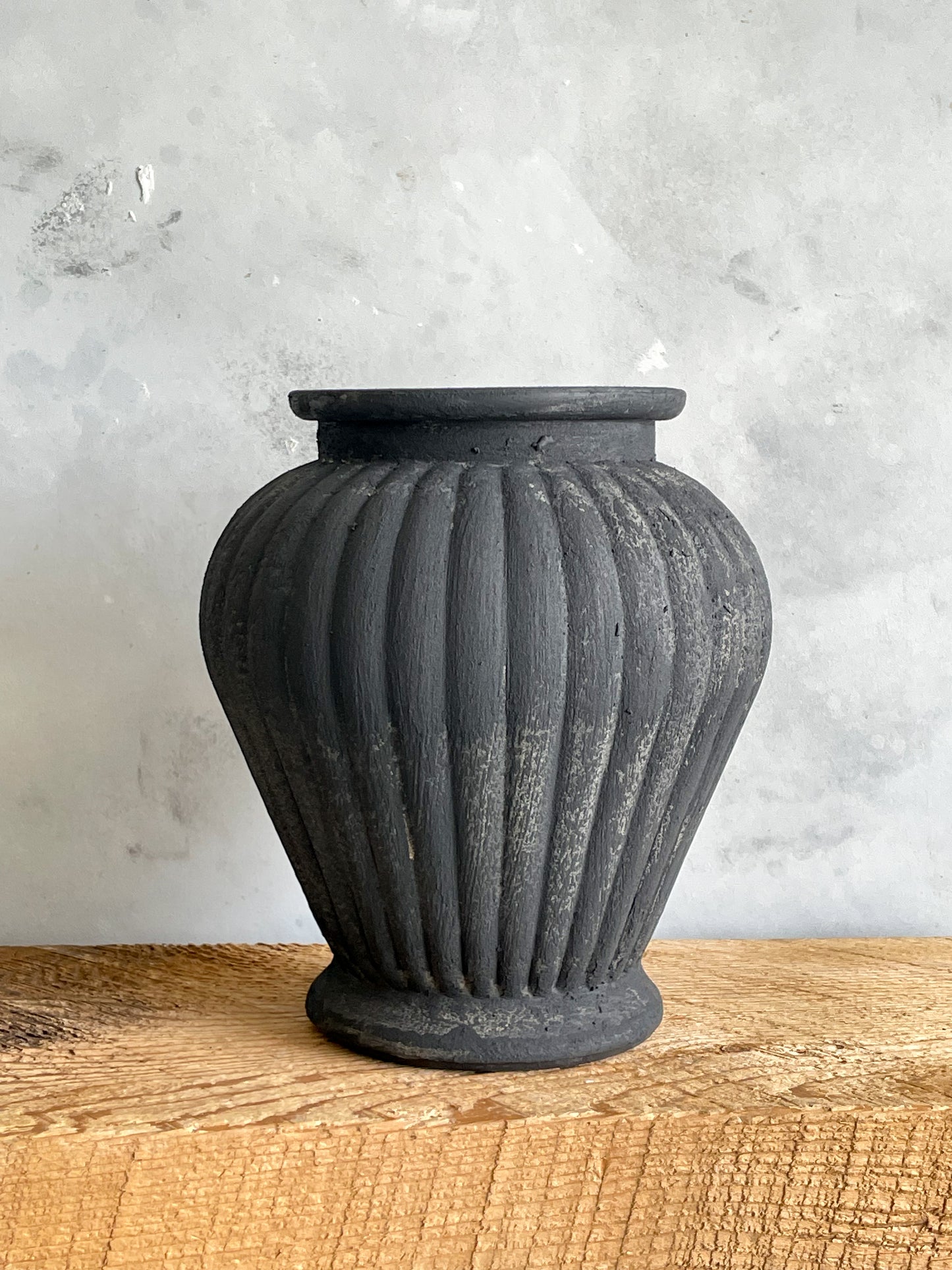 midnight| aged black textured decorative vase 22