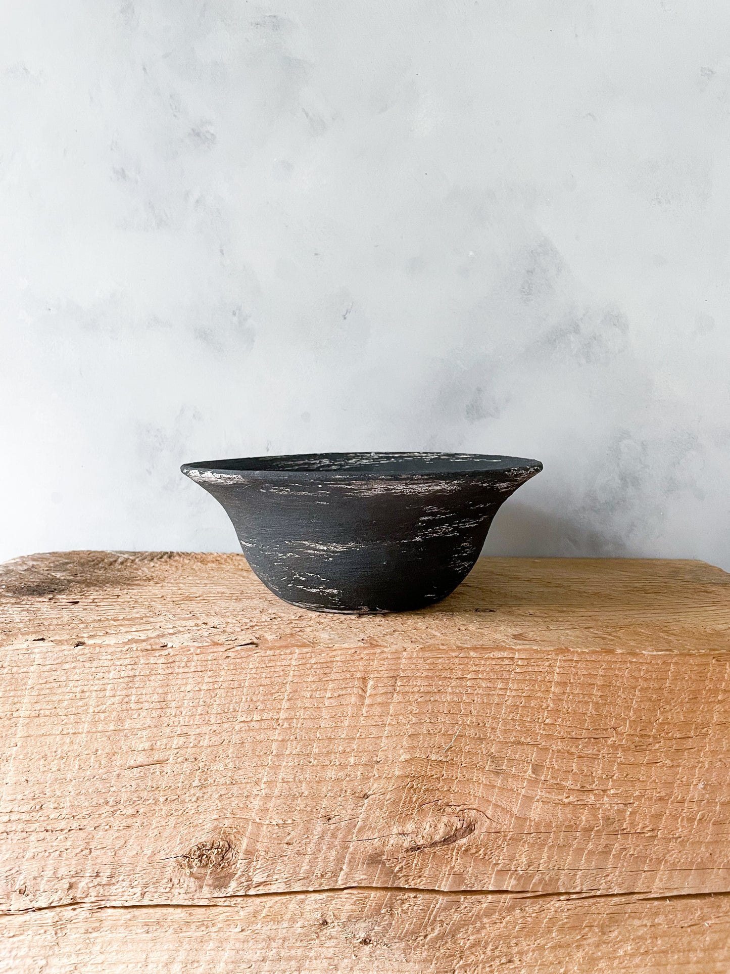 midnight| aged black textured decorative bowl 01