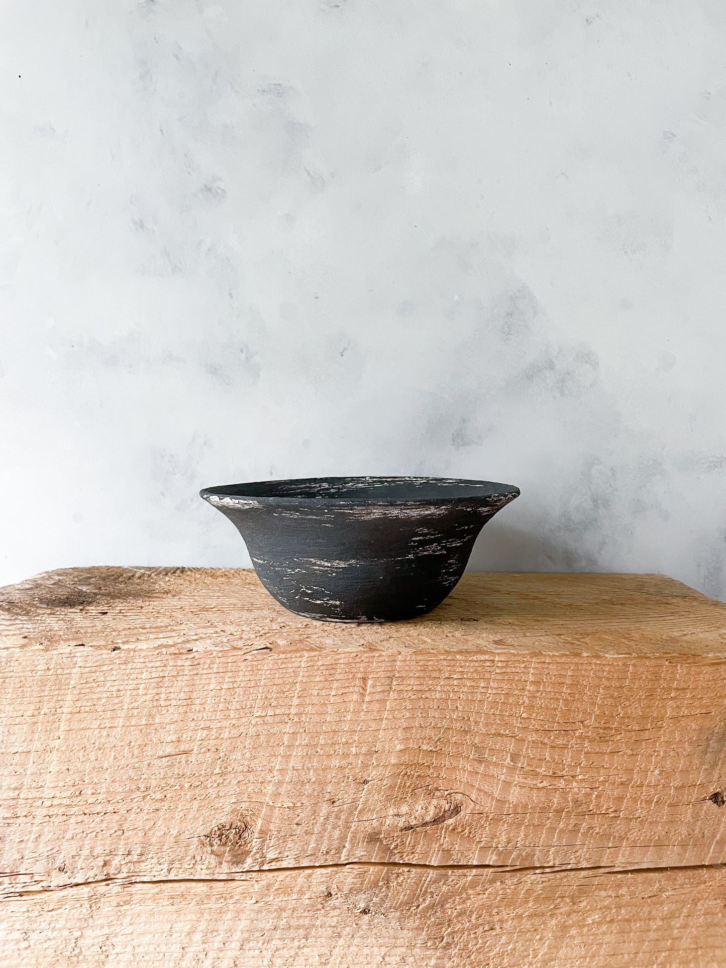 midnight| aged black textured decorative bowl 01