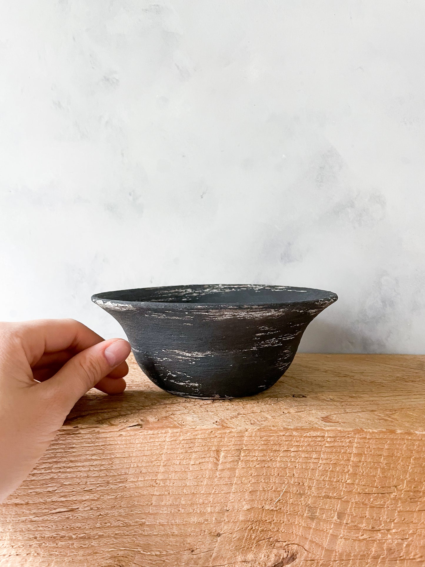 midnight| aged black textured decorative bowl 01