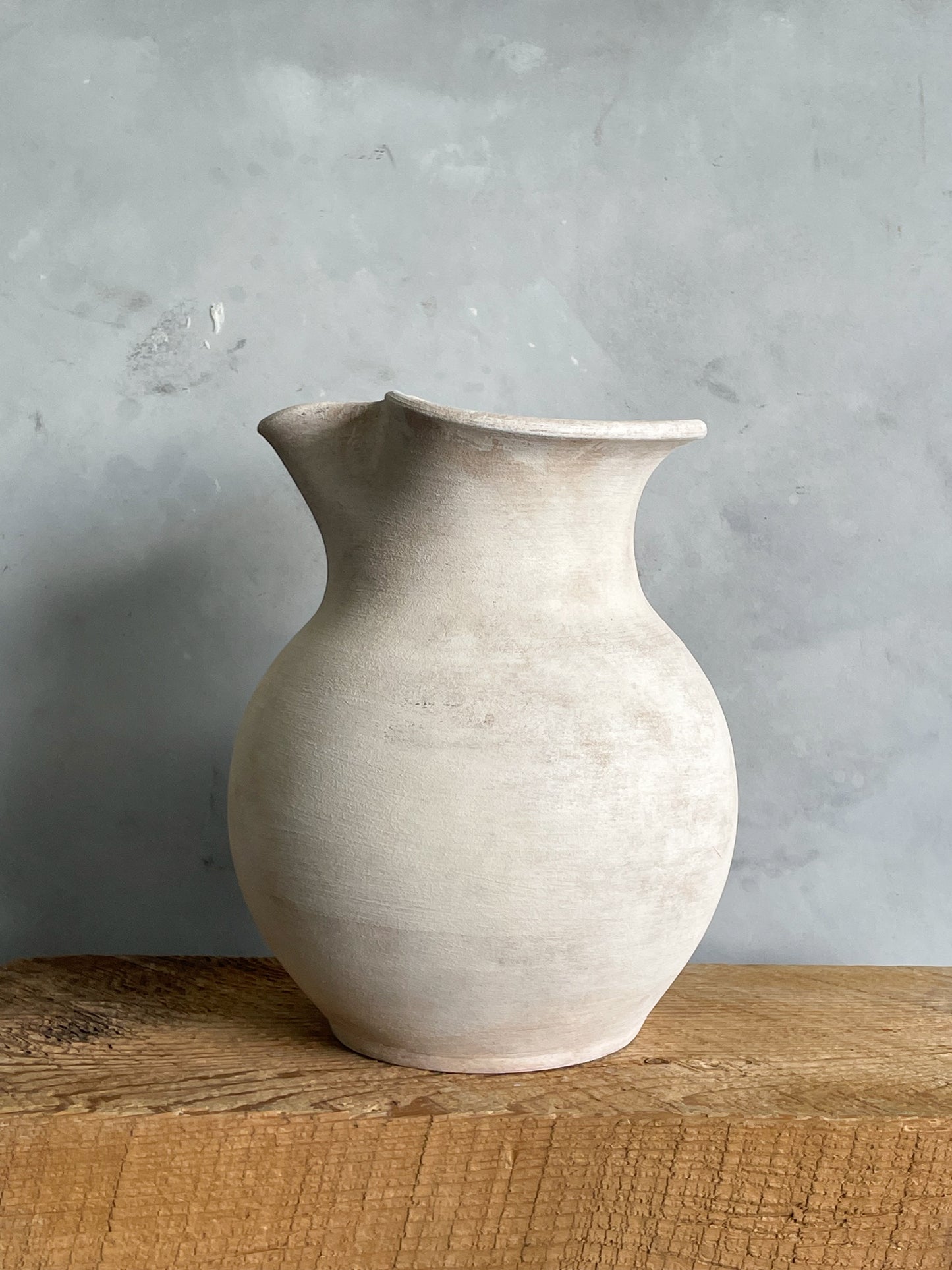 milos| rustic white textured vase 32