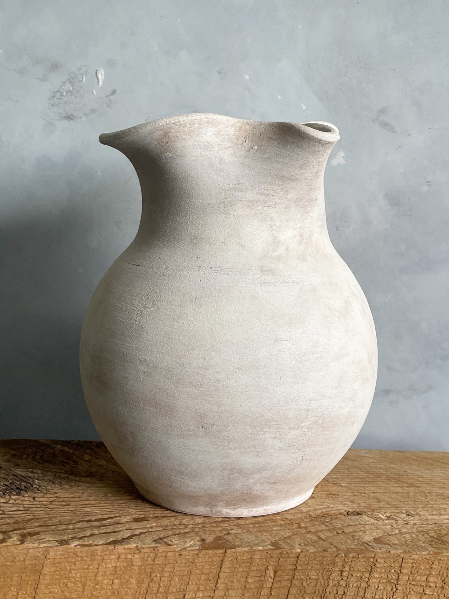 milos| rustic white textured vase 32