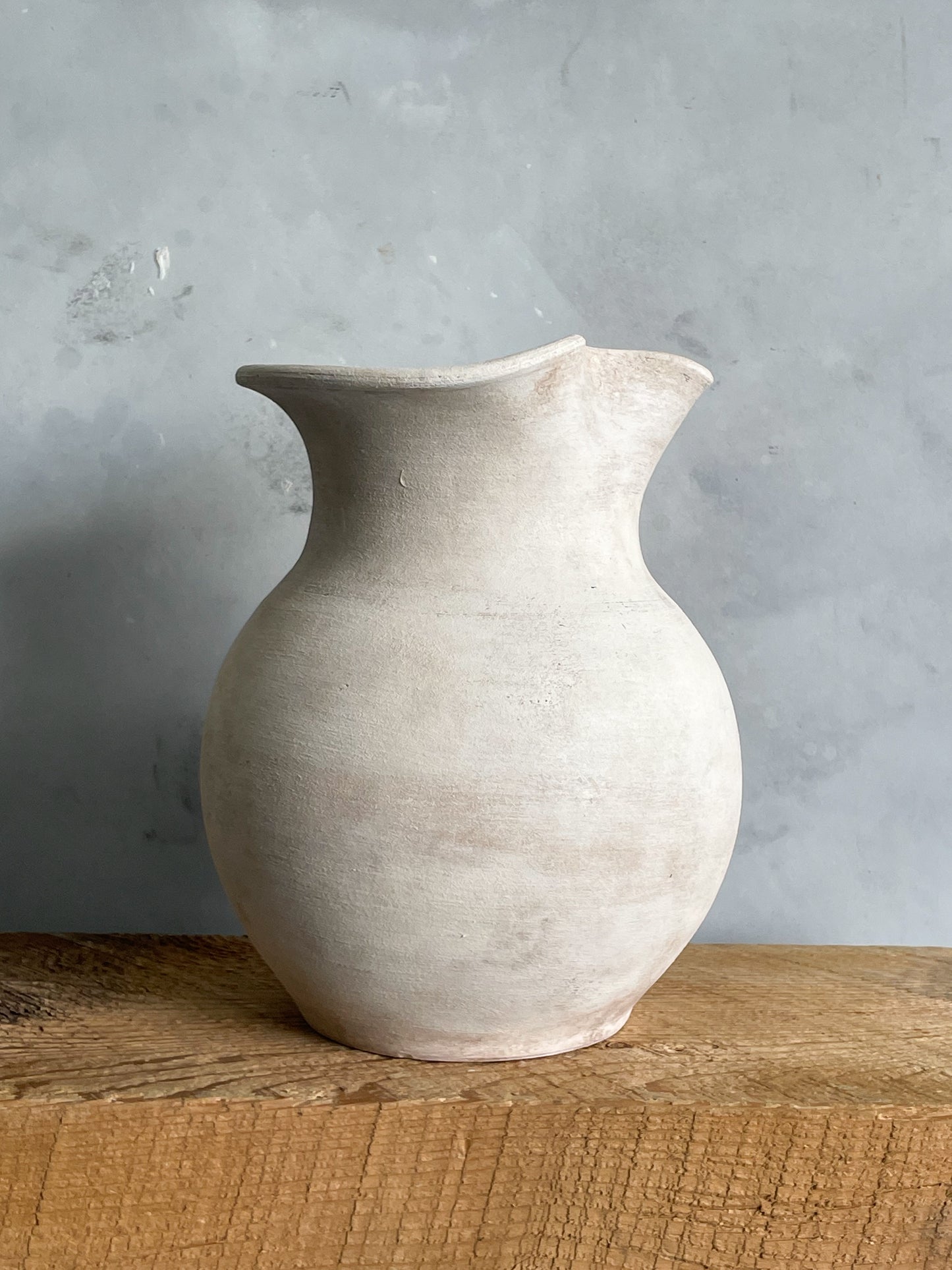 milos| rustic white textured vase 32