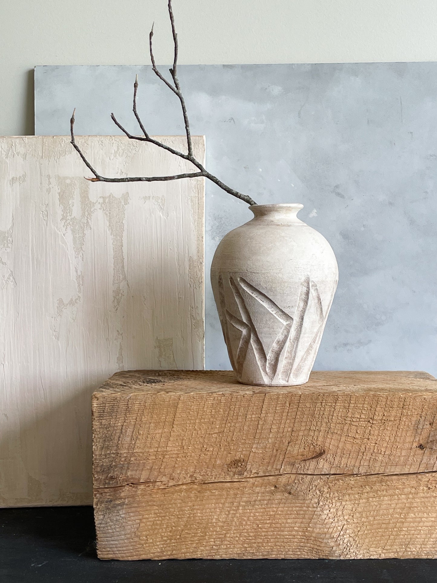 milos| rustic white textured vase 33