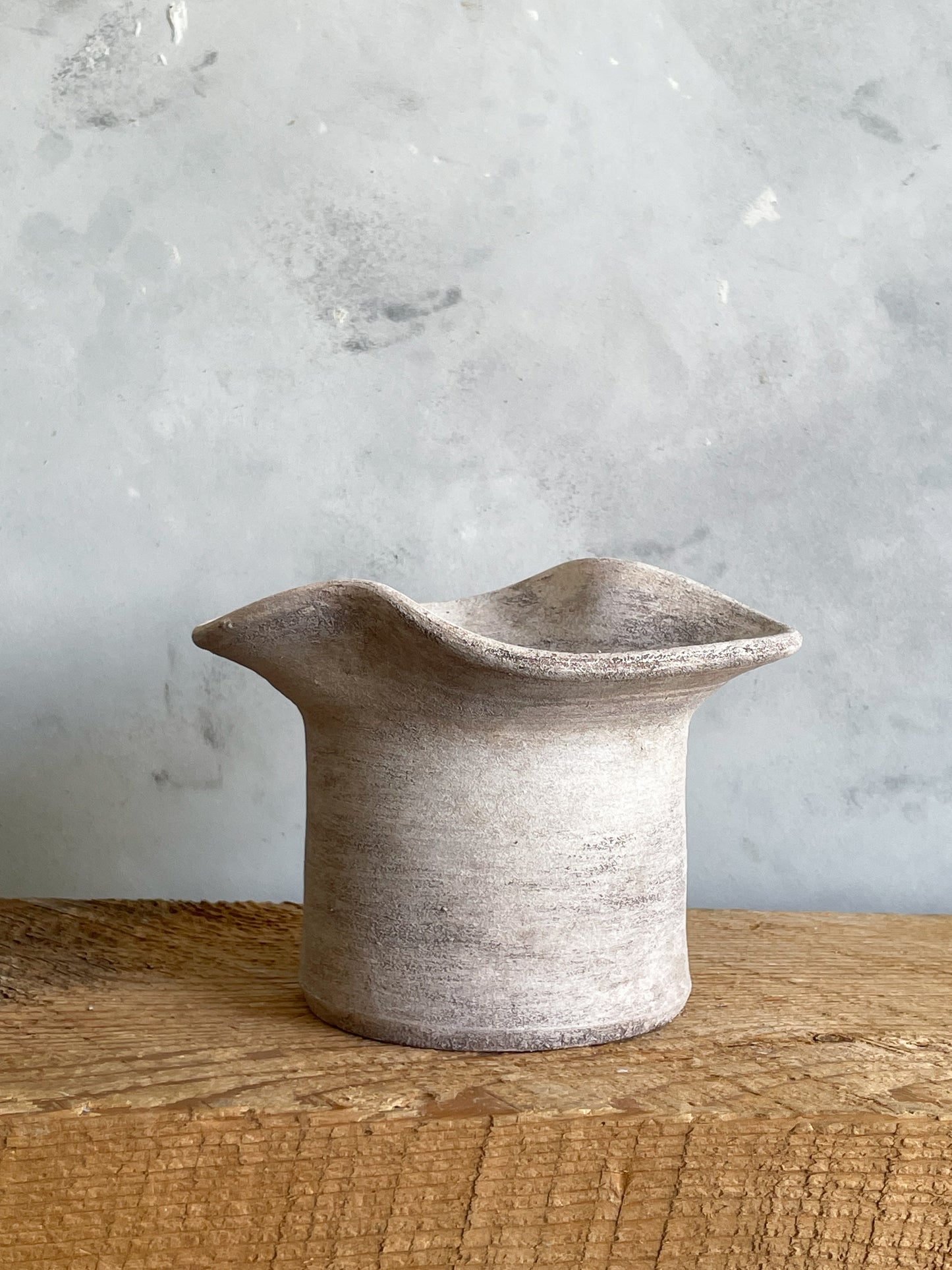 milos| rustic white textured planter vase 36