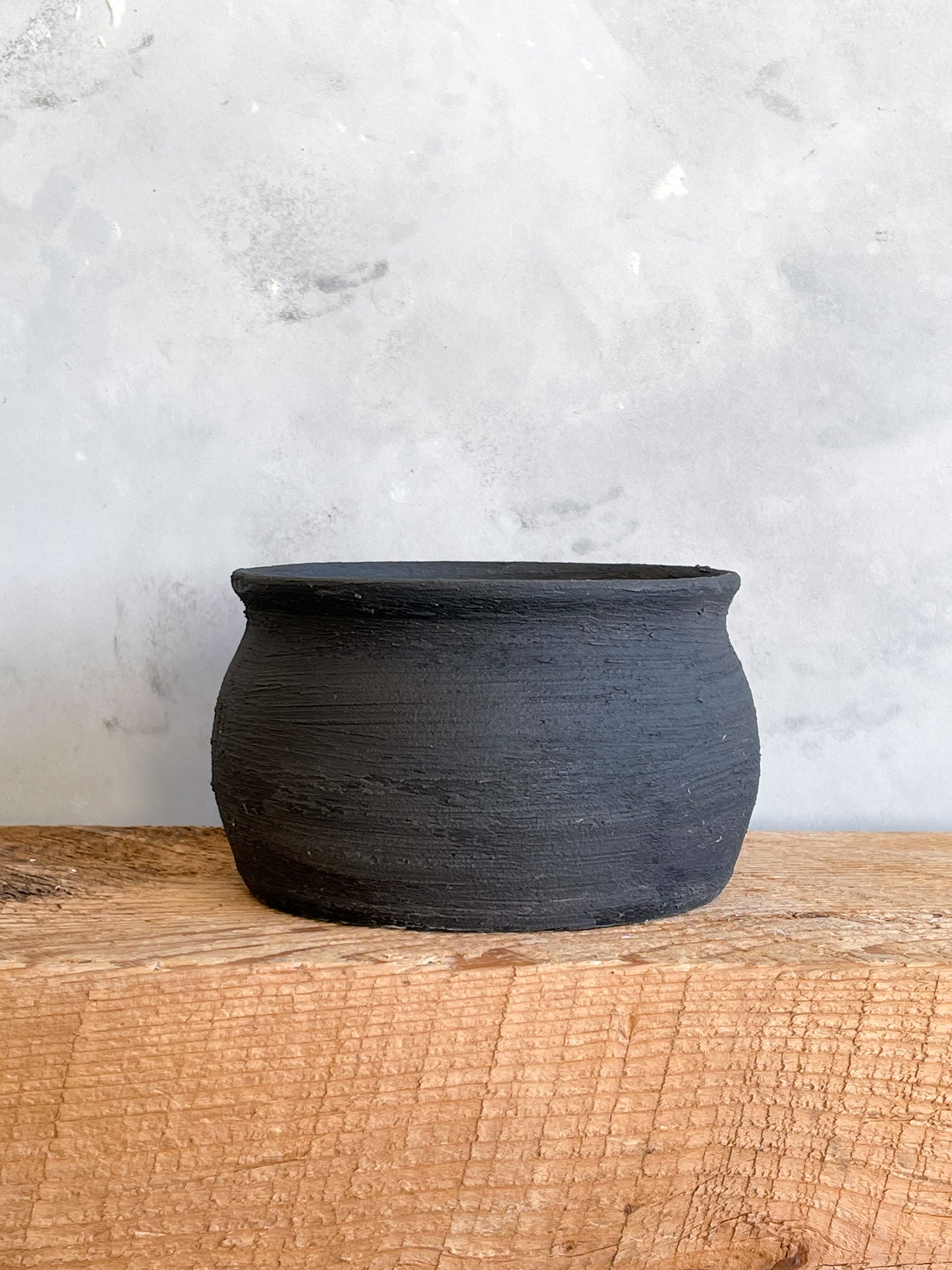 midnight| rustic black textured planter vase 18