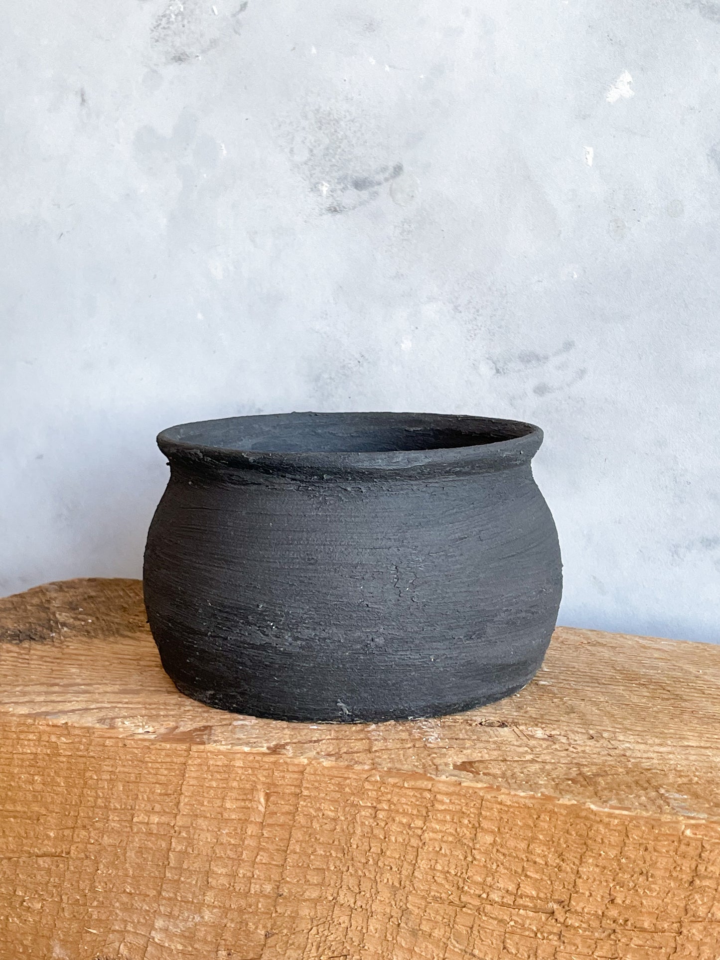 midnight| rustic black textured planter vase 18