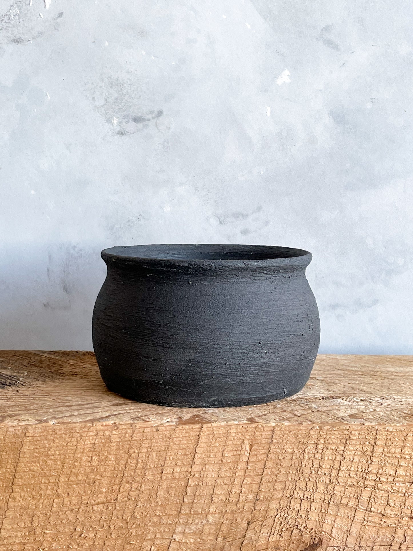 midnight| rustic black textured planter vase 18