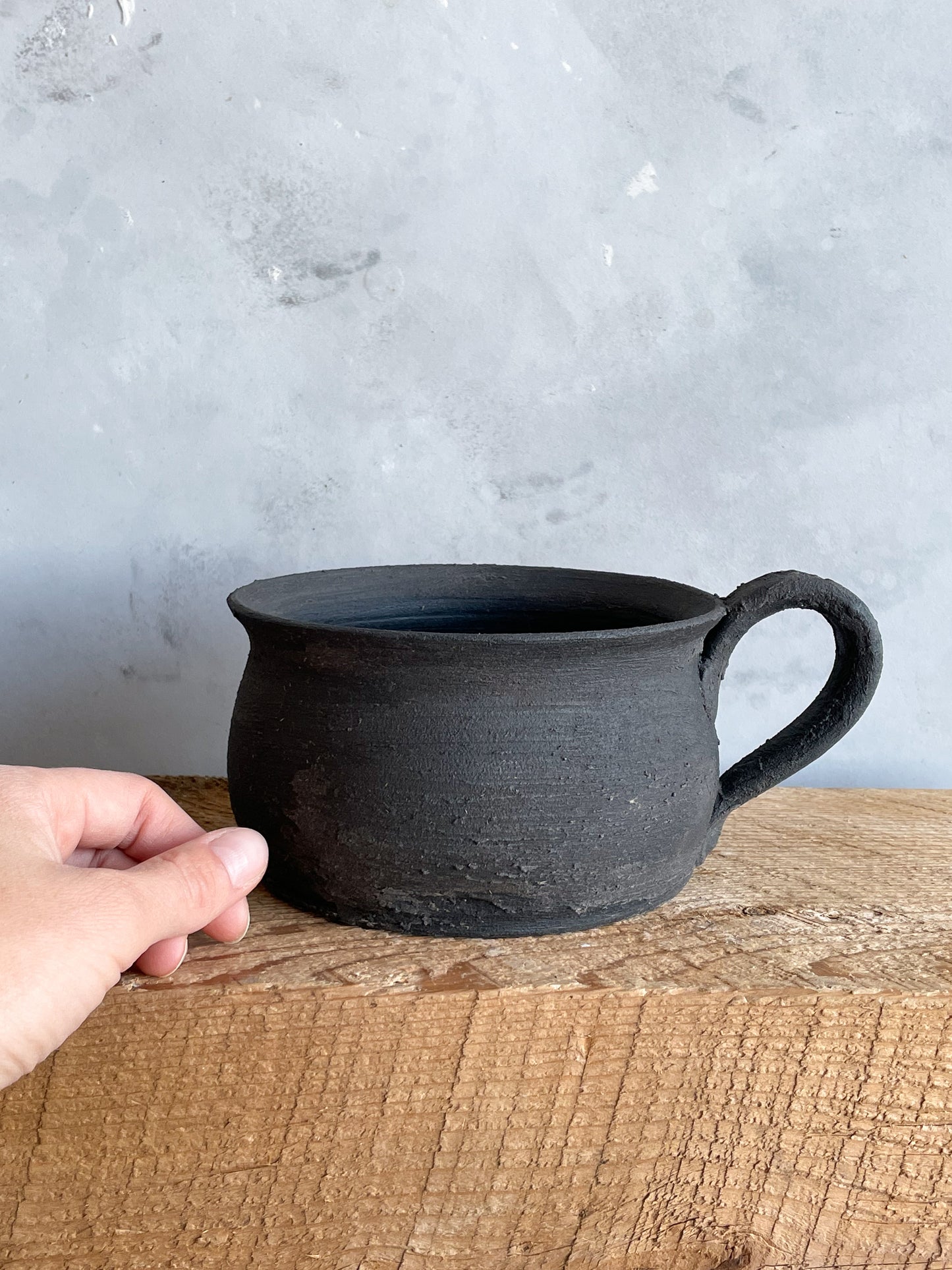 midnight| rustic black textured planter vase with handle 17