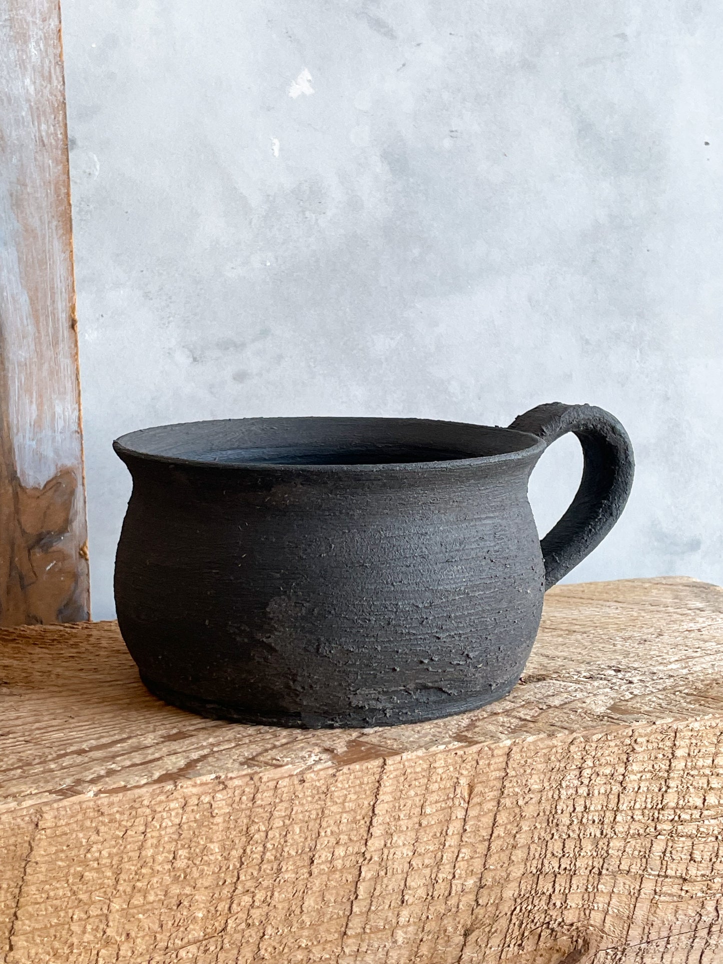 midnight| rustic black textured planter vase with handle 17