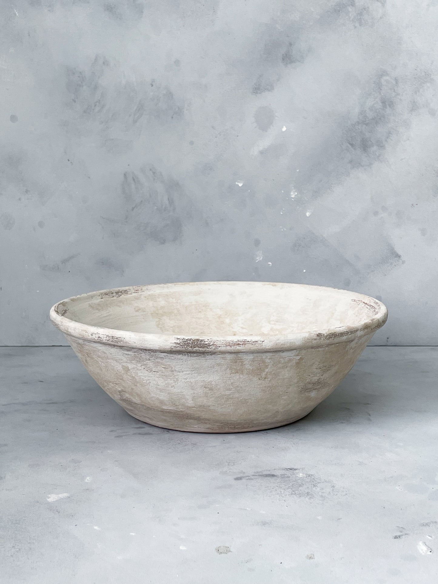 milos| aged white textured decorative large bowl 02